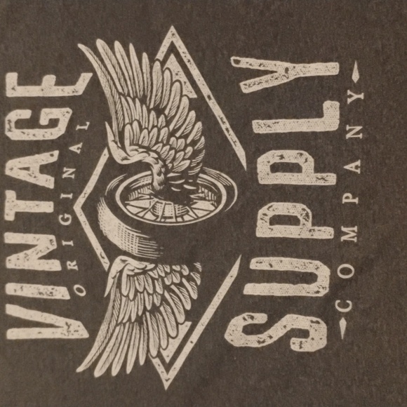 Sonoma Graphic Tee - Picture 2 of 3